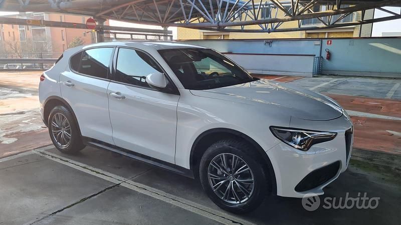 Usata Alfa Romeo Stelvio 210 CV (154 kW) 2018 Bianco SUV