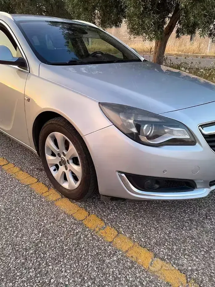 Usata Opel Insignia Cosmo 136 CV (100 kW) 2016 Grigio Station wagon