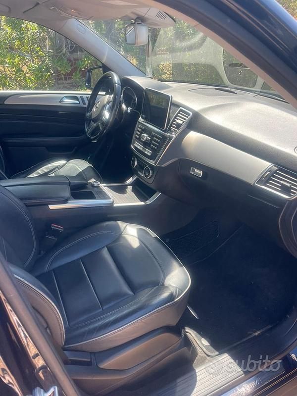 Usata Mercedes ML250 204 CV (150 kW) 2013 Blu SUV