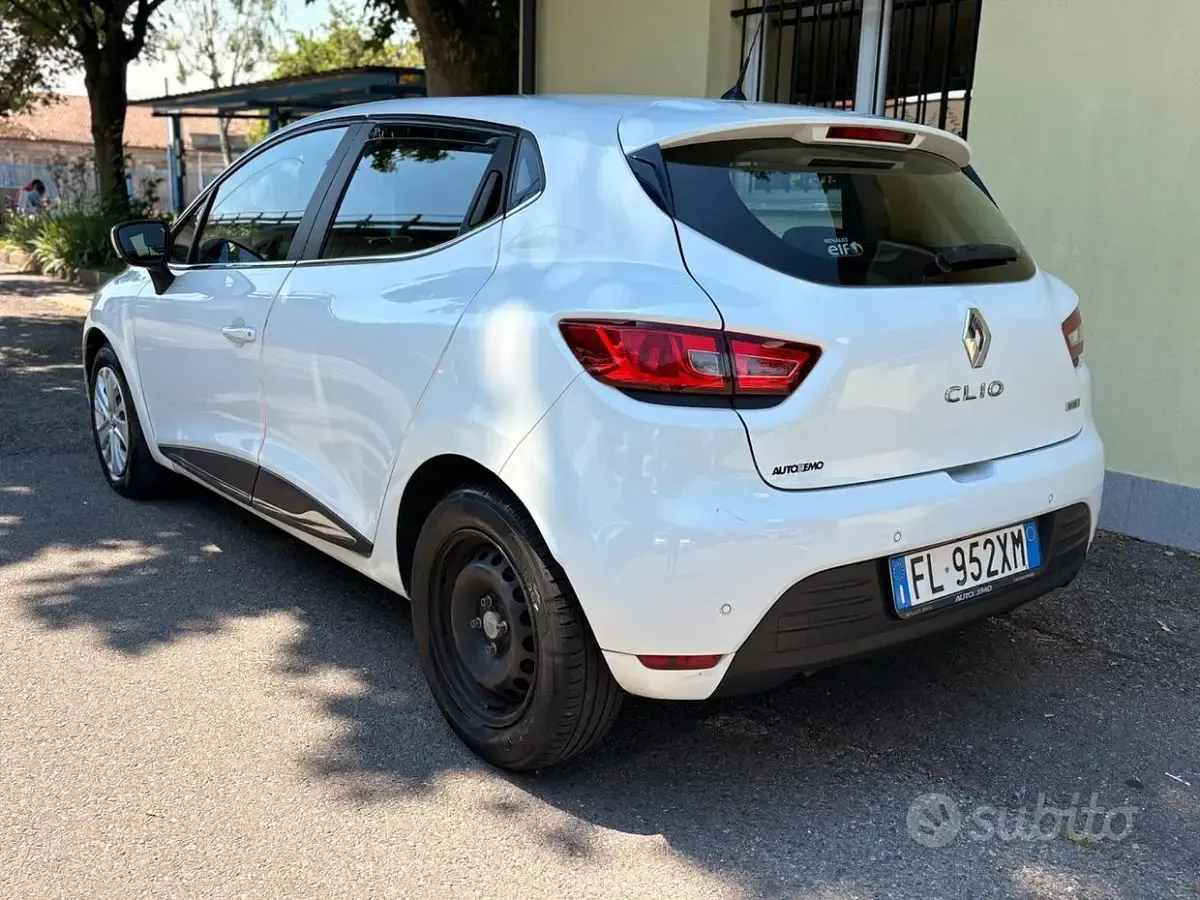 Usata Renault Clio IV 90 CV (66 kW) 2017 Bianco Berlina