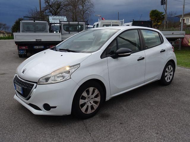 Usata Peugeot 208 68 CV (50 kW) 2014 Bianco Utilitaria