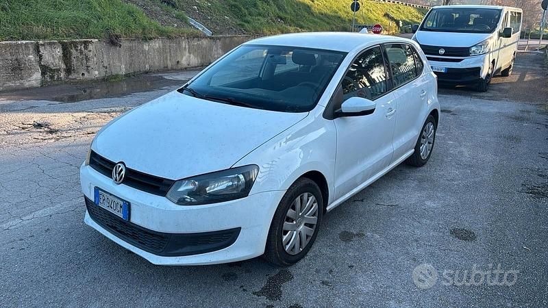 Usata VW Polo Comfortline 74 CV (54 kW) 2013 Bianco Utilitaria