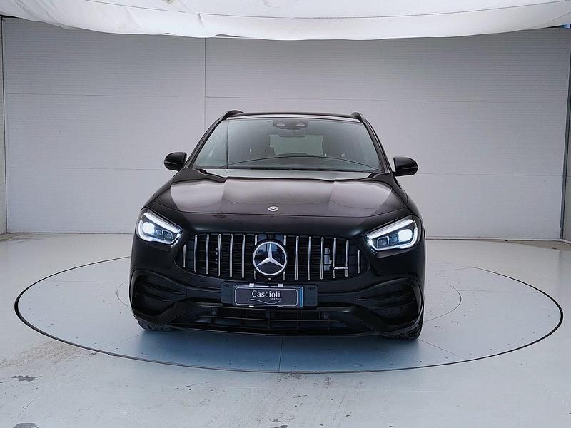 Usata Mercedes GLA35 AMG AMG 306 CV (225 kW) 2021 Vernice nero cosmo ; SUV