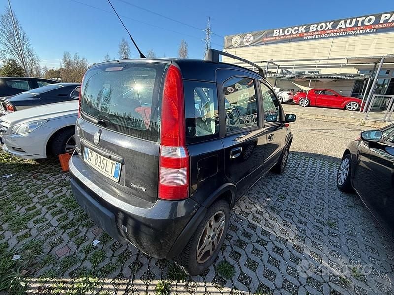 Usata Fiat Panda 4x4 Climbing 59 CV (43 kW) 2003 Nero Utilitaria