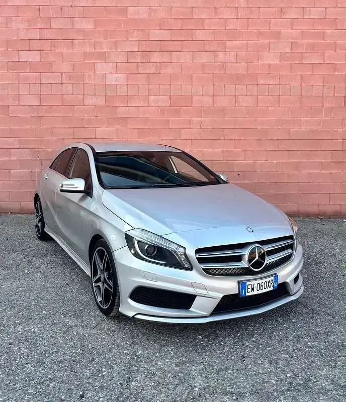 Usata Mercedes A200 Premium 136 CV (100 kW) 2014 Utilitaria