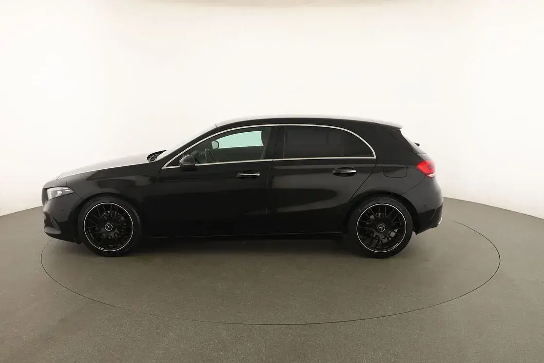 Usata Mercedes A180 116 CV (85 kW) 2019 Nero Berlina