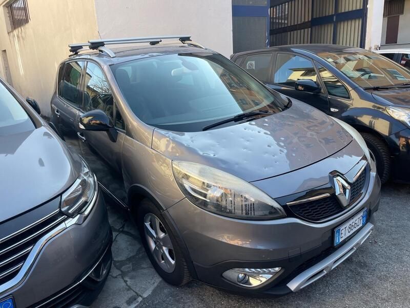 Usata Renault Scénic III XMOD 110 CV (80 kW) 2014 Grigio Monovolume