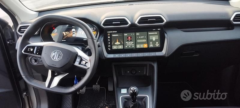 Usata MG ZS 116 CV (85 kW) 2025 Grigio SUV