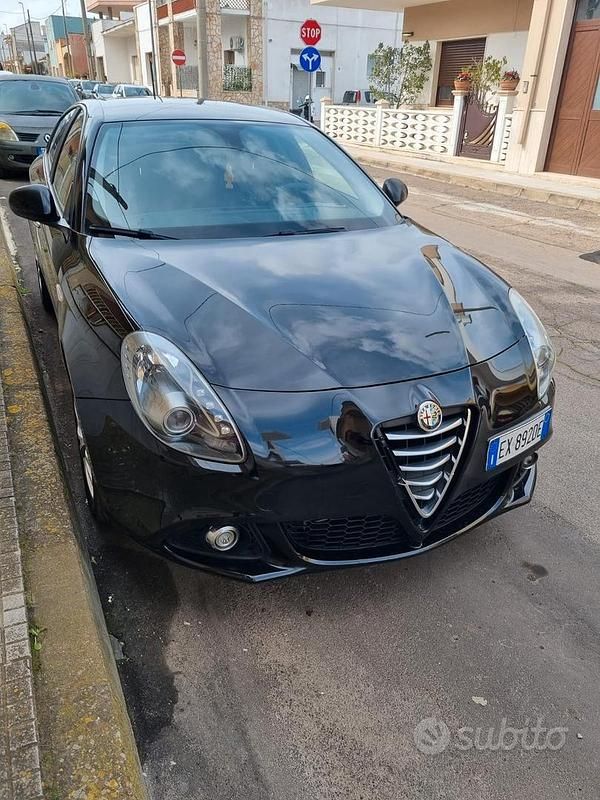 Usata Alfa Romeo Giulietta 105 CV (77 kW) 2015 Nero Utilitaria
