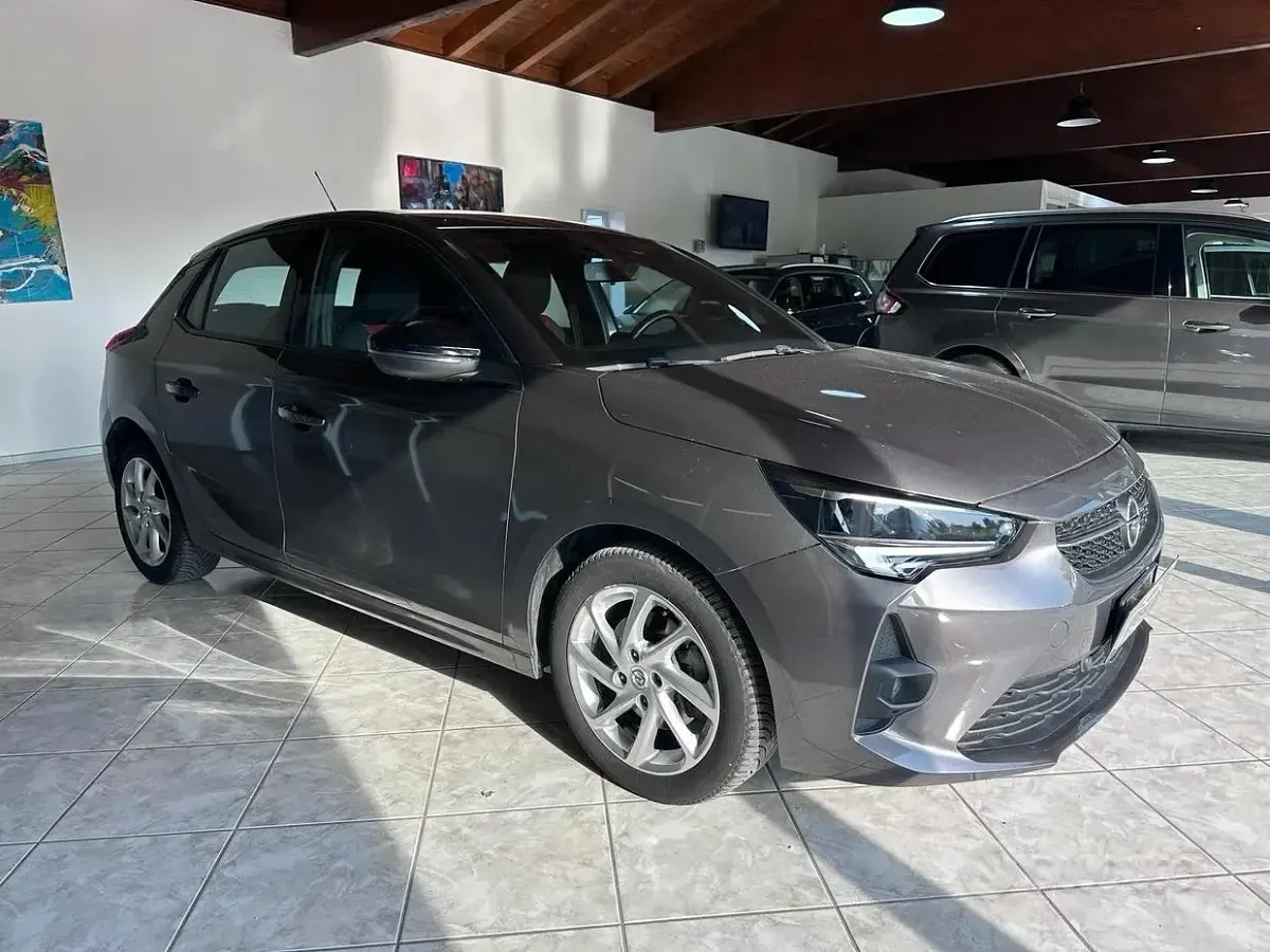 Usata Opel Corsa Edition 102 CV (75 kW) 2019 Grigio Utilitaria