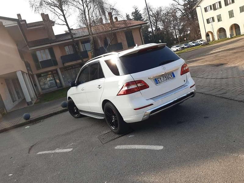 Usata Mercedes 350 AMG 258 CV (189 kW) 2015 Bianco