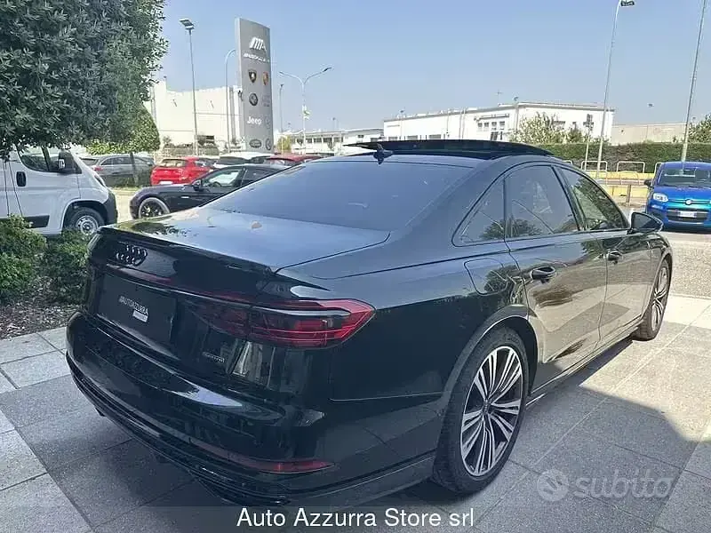 Usata Audi A8 Ambiente 286 CV (210 kW) 2022 Nero Berlina