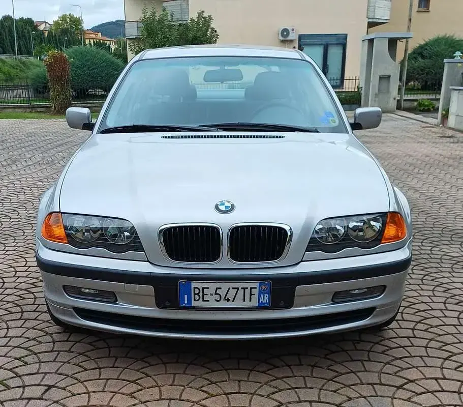 Usata BMW 320 136 CV (100 kW) 1999 Berlina