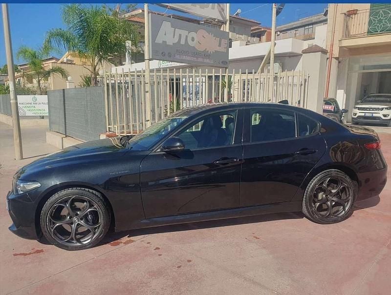 Other Usata 2020 Alfa Romeo Giulia Ti Tre volumi | 26.900 € (Buon prezzo) - Immagine 1/4