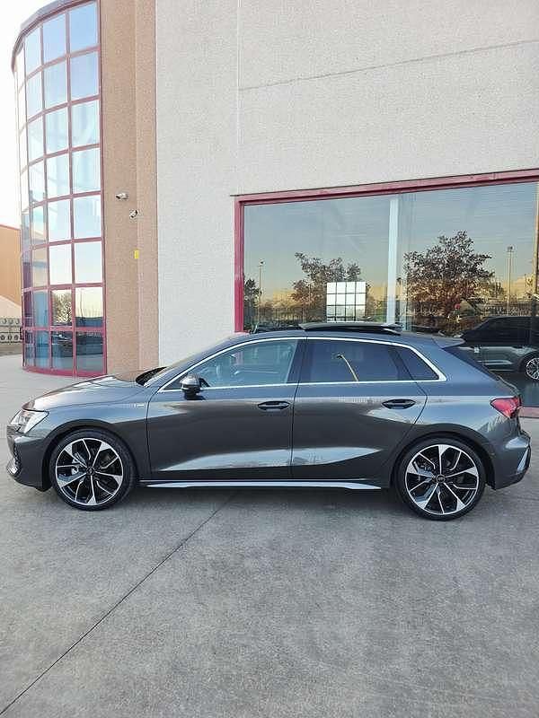Nuova Audi A3 S-Line 150 CV (110 kW) 2025 Grigio Berlina