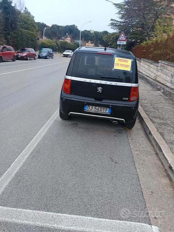 Usata Peugeot 1007 Sport 70 CV (51 kW) 2008 Nero Monovolume