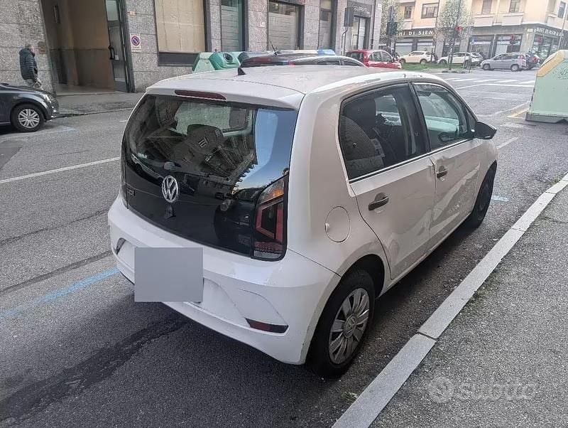 Begagnad VW up! Move 60 HK (44 kW) 2017 Vit Halvkombi