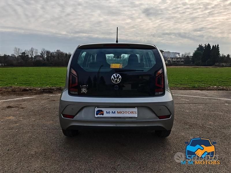 Usata VW up! Move 60 CV (44 kW) 2018 Grigio Utilitaria