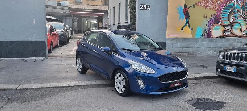 Usata Ford Fiesta Vignale 101 CV (74 kW) 2017 Rosso Berlina