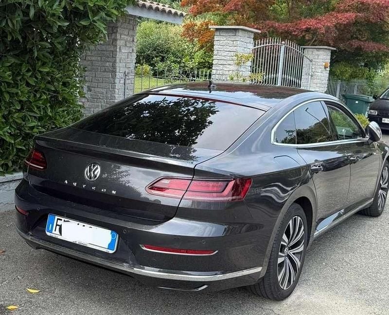 Usata VW Arteon Elegance 150 CV (110 kW) 2019 Grigio Berlina
