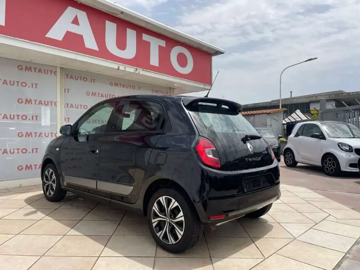 Usata Renault Twingo LIMITED 69 CV (50 kW) 2020 Nero Utilitaria