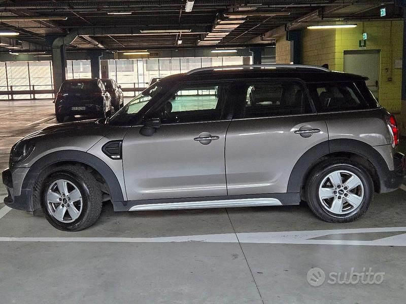 Usado Mini Cooper 136 HP (100 kW) 2017 Cinzento Citadino