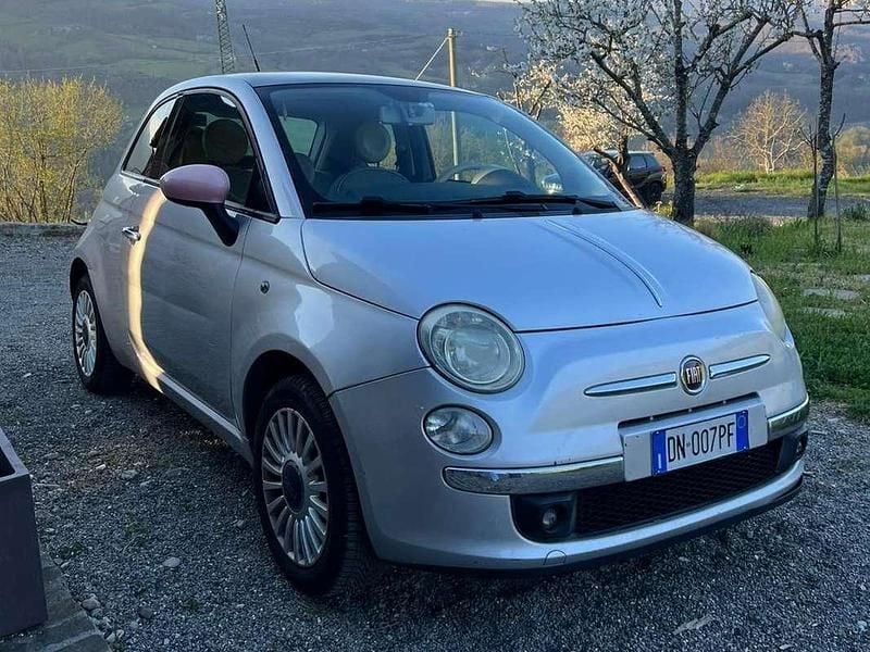 Usata Fiat 500 Lounge 69 CV (50 kW) 2008 Argento Utilitaria