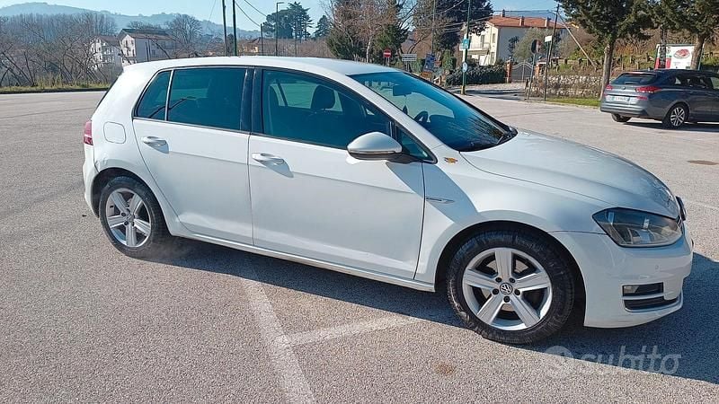 Usata VW Golf VII 110 CV (80 kW) 2016 Bianco Berlina