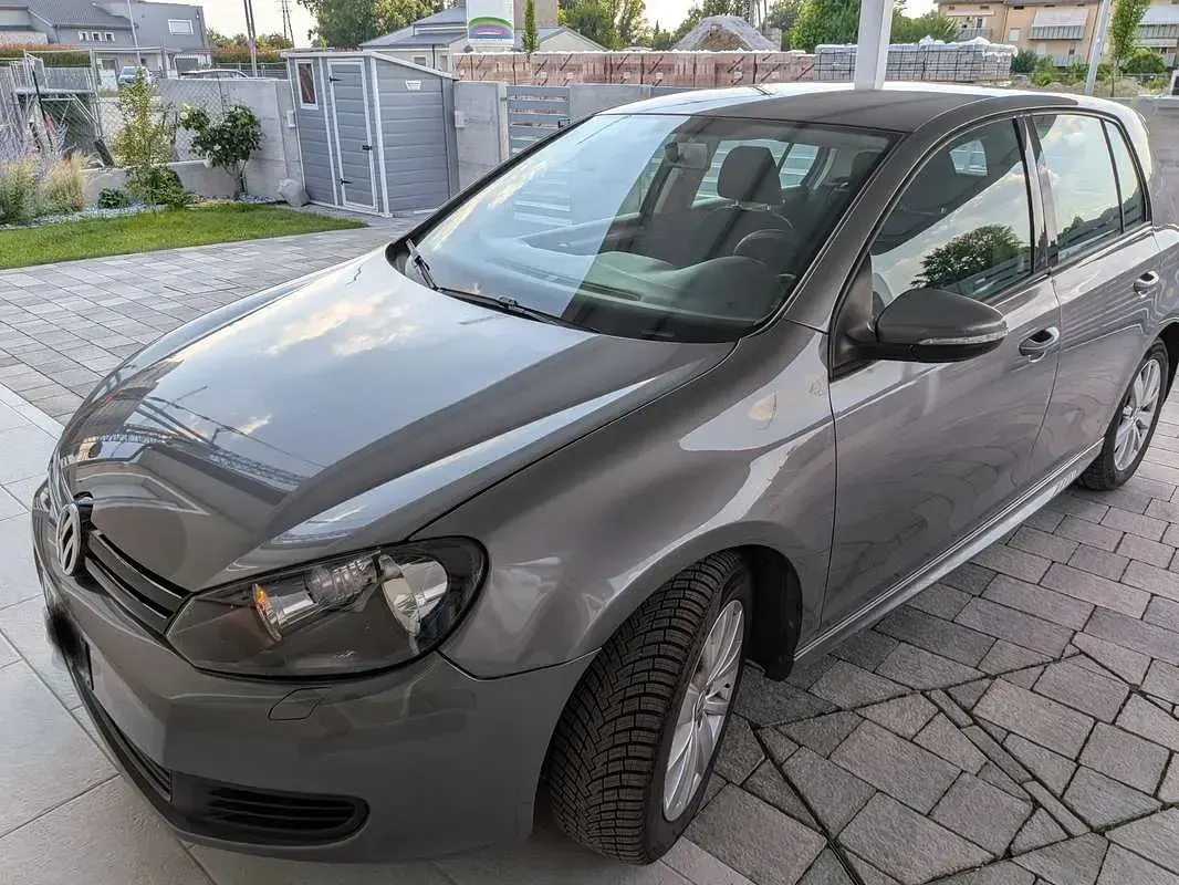 Usata VW Golf VI Edition 105 CV (77 kW) 2011 Utilitaria