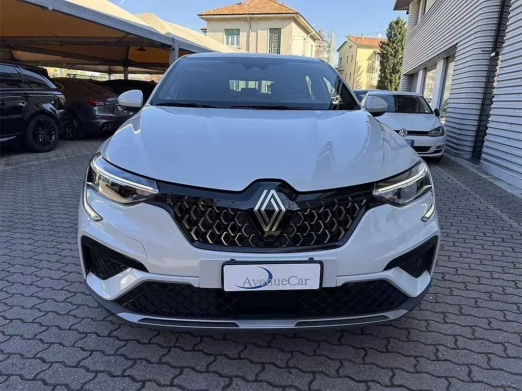 Usata Renault Arkana Techno 94 CV (69 kW) 2024 Bianco / perlato SUV