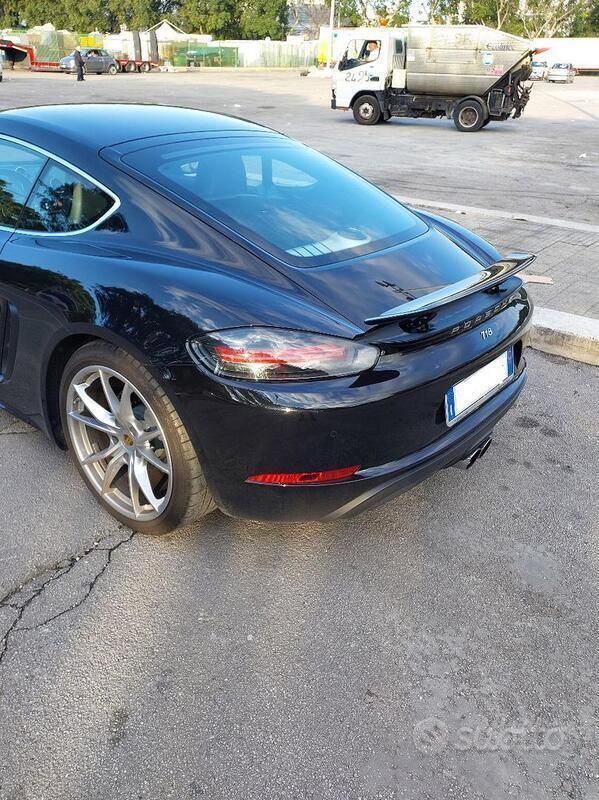 Usata Porsche 718 300 CV (220 kW) 2017 Nero Coupé