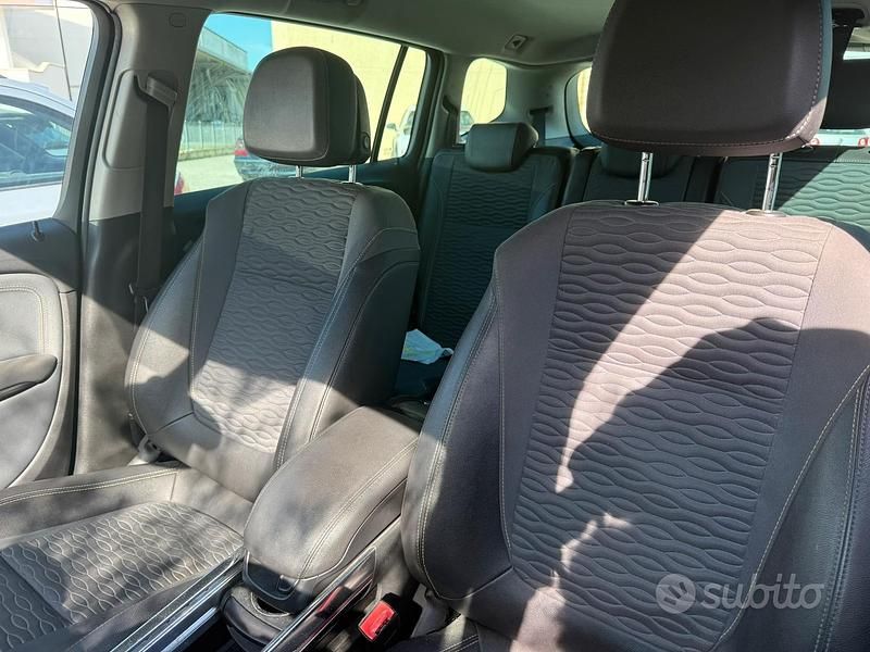 Usata Opel Zafira Tourer 2013 Grigio Monovolume
