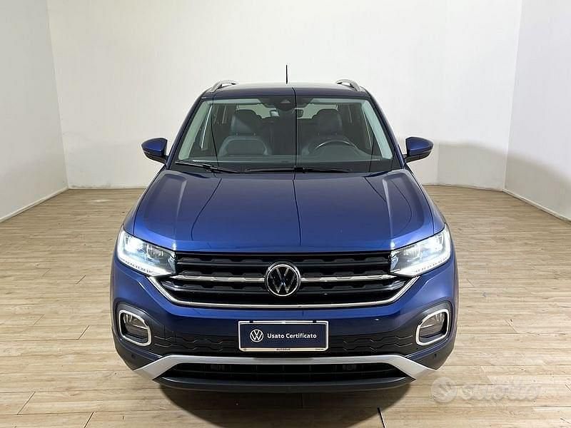 Usata VW T-Cross Advance 110 CV (80 kW) 2022 Reef blue SUV