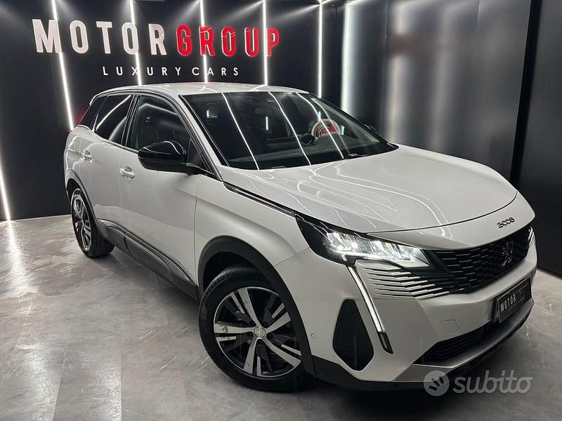 Usata Peugeot 3008 Allure 131 CV (96 kW) 2022 Bianco SUV