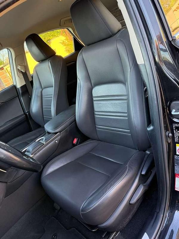 Usata Lexus NX300h 155 CV (114 kW) 2018 Nero SUV