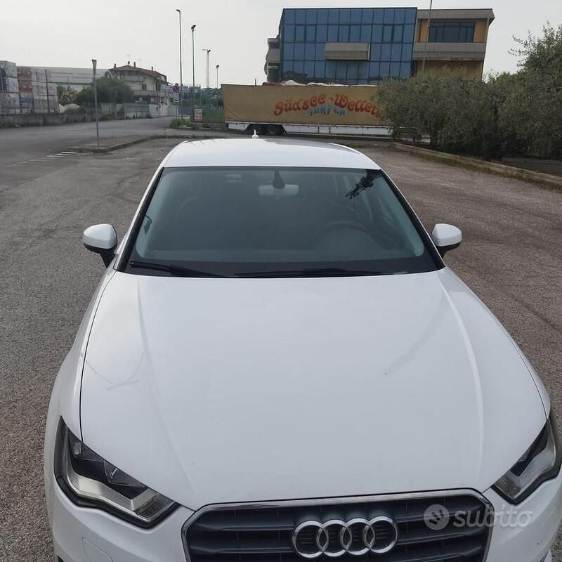 Usata Audi A3 Sportback Ambiente 116 CV (85 kW) 2015 Bianco Utilitaria