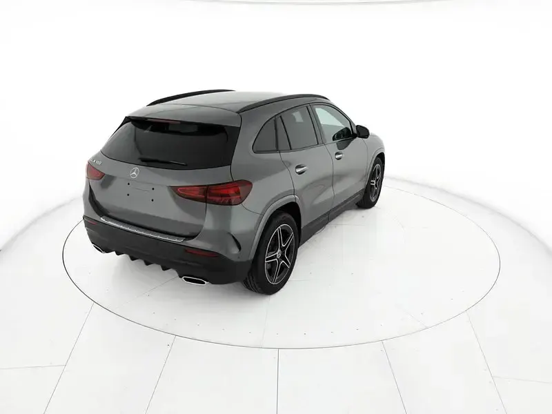 Nuova Mercedes GLA180 AMG line 136 CV (100 kW) 2026 Grigio SUV