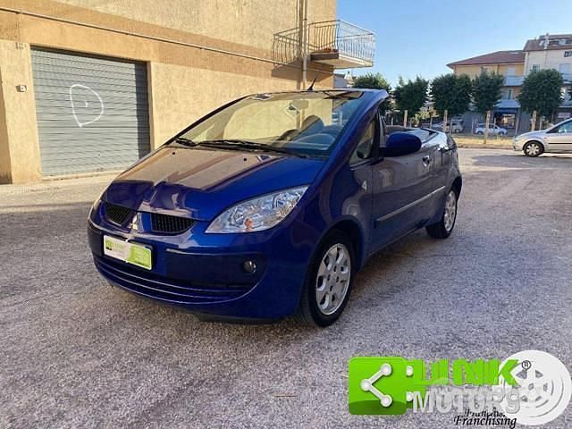 Usata Mitsubishi Colt 109 CV (80 kW) 2007 Blu Cabrio