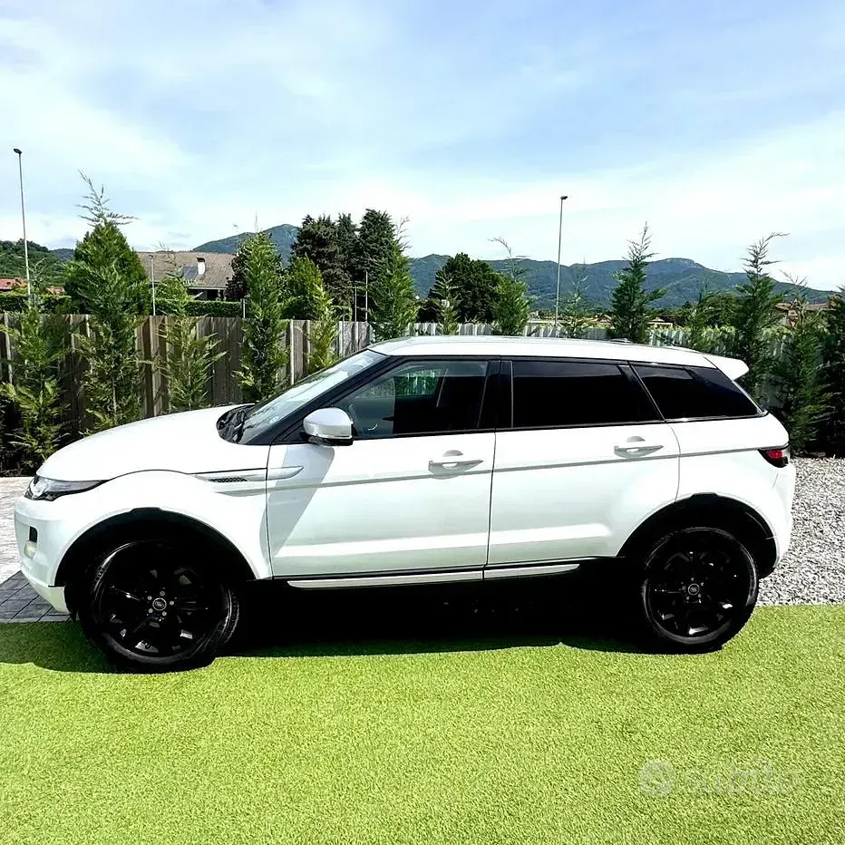 Usata Land Rover Range Rover evoque Dynamic 190 CV (139 kW) 2013 Bianco SUV