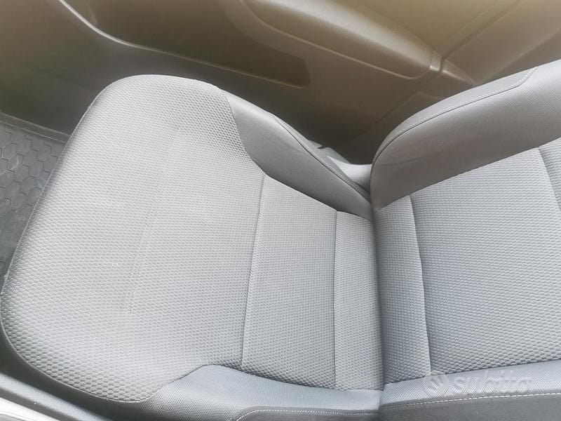 Usata VW Golf VII 110 CV (80 kW) 2015 Grigio Berlina