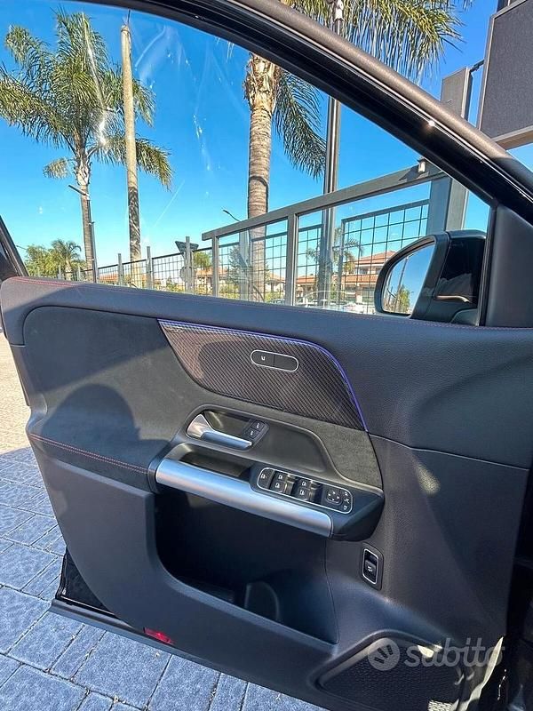 Usata Mercedes GLA200 AMG Line Premium 150 CV (110 kW) 2024 Grigio SUV