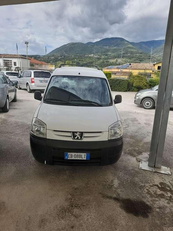 Usata Peugeot Partner 75 CV (55 kW) 2010 Monovolume