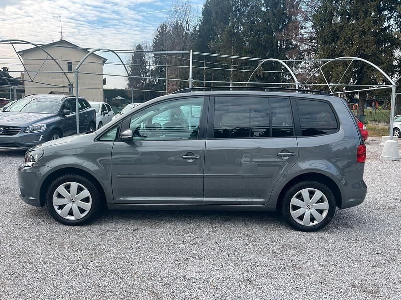 Usata VW Touran Comfortline 105 CV (77 kW) 2014 Grigio Monovolume