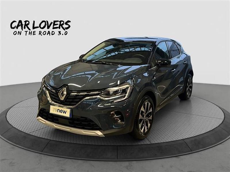 Second-hand Renault Captur Techno 140 CP (102 kW) 2022 SUV