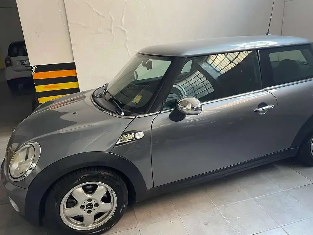 Usata Mini ONE 75 CV (55 kW) 2010 Grigio Utilitaria
