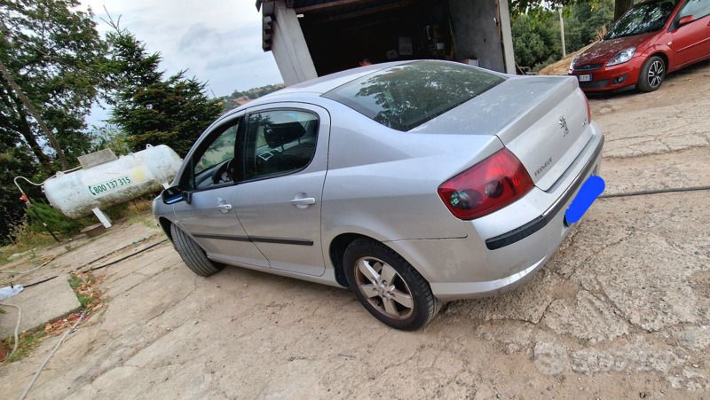 Grigio Usata 2009 Peugeot 406 Station wagon | 4000 € - Immagine 1/4