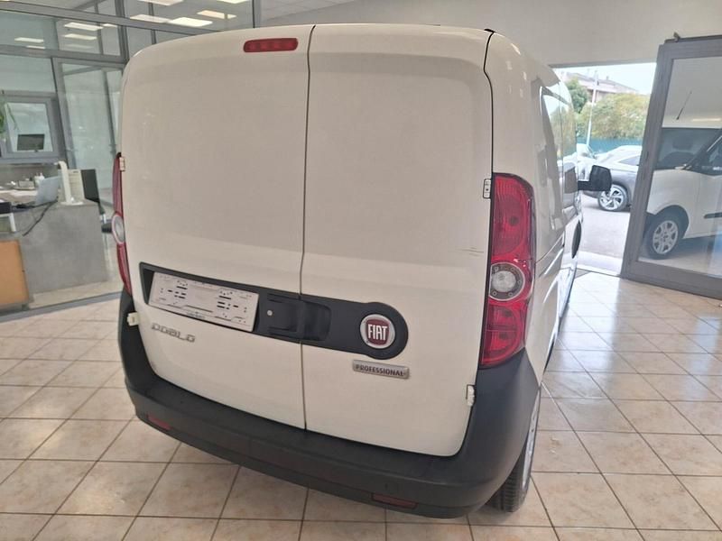 Usata Fiat Doblò 95 CV (69 kW) 2020 Bianco