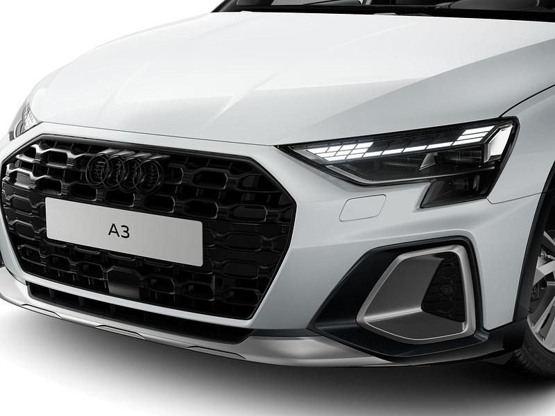 Nouvelle Audi A3 Advanced Plus 150 ch (110 kW) 2026 Blanc