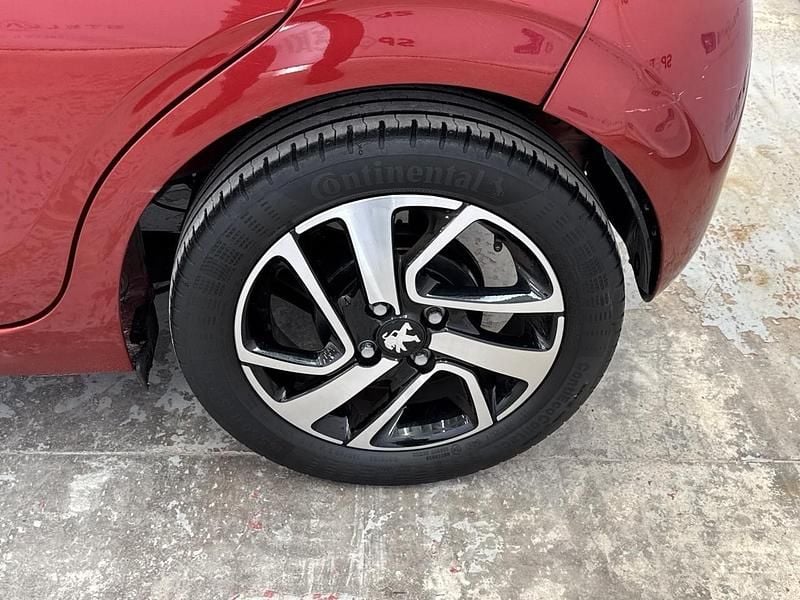 Usata Peugeot 108 Allure 72 CV (52 kW) 2020 Rosso Utilitaria