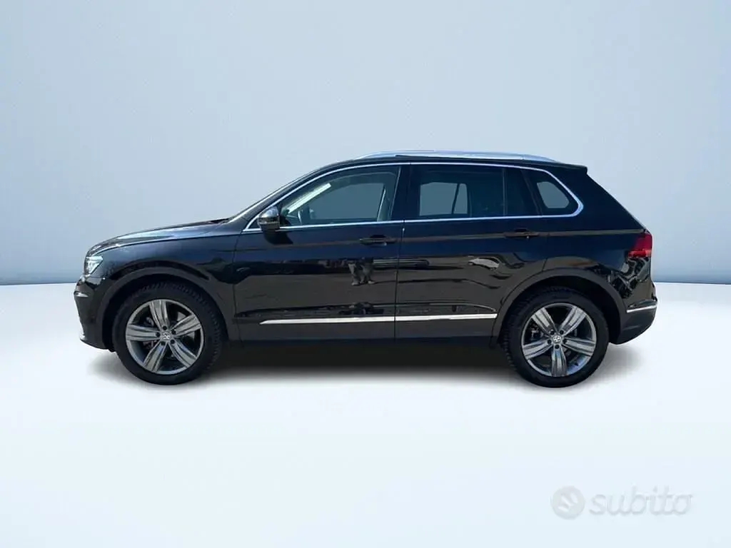 Usata VW Tiguan Executive 190 CV (139 kW) 2016 Nero pastello SUV
